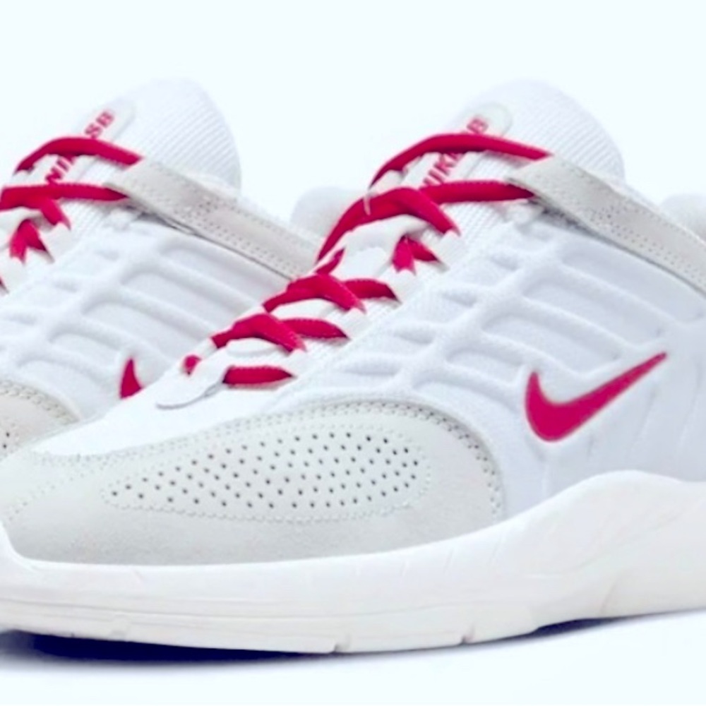 Nike SB vertebrae size eight and half White and Red kicks
